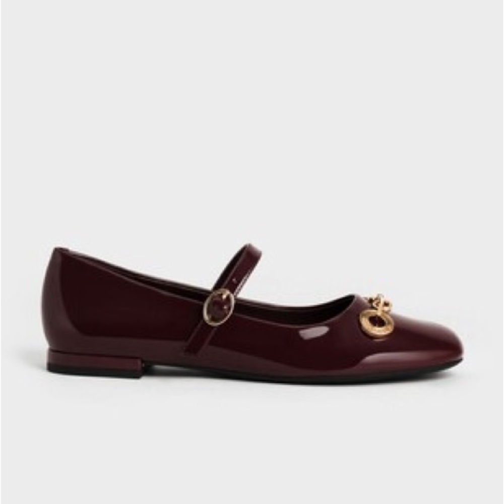 CHARLES AND KEITH Chain Link Mary Janes